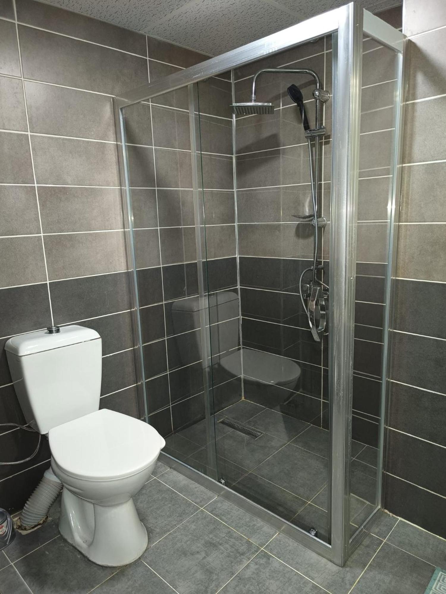 White Crown Apartman Ve Yasam Merkezi Provincia di Provincia di Istanbul Esterno foto