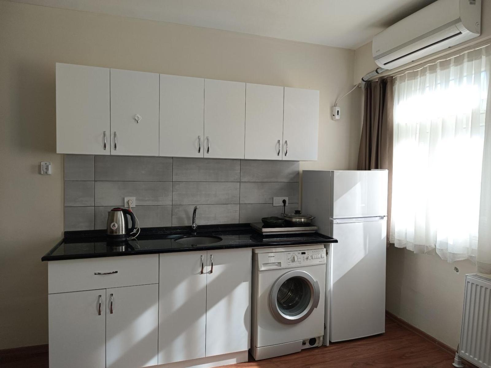 White Crown Apartman Ve Yasam Merkezi Provincia di Provincia di Istanbul Esterno foto