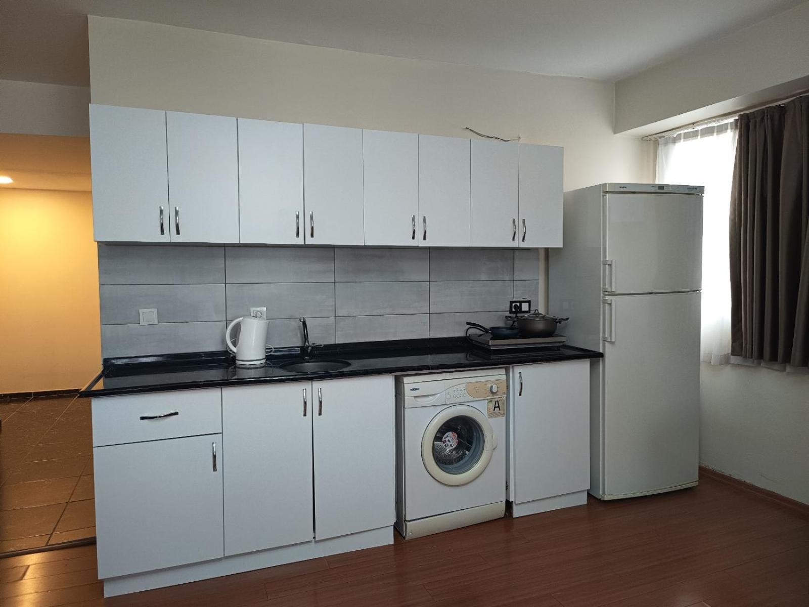 White Crown Apartman Ve Yasam Merkezi Provincia di Provincia di Istanbul Esterno foto