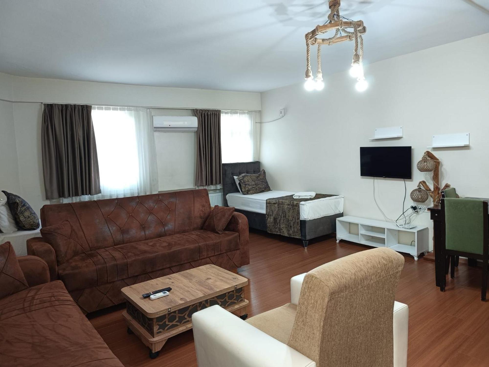 White Crown Apartman Ve Yasam Merkezi Provincia di Provincia di Istanbul Esterno foto
