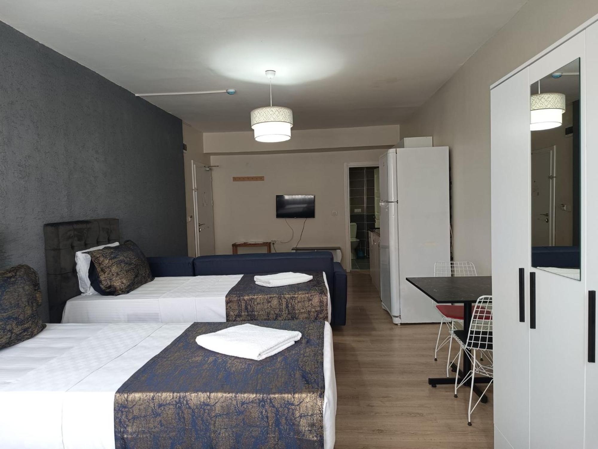 White Crown Apartman Ve Yasam Merkezi Provincia di Provincia di Istanbul Esterno foto